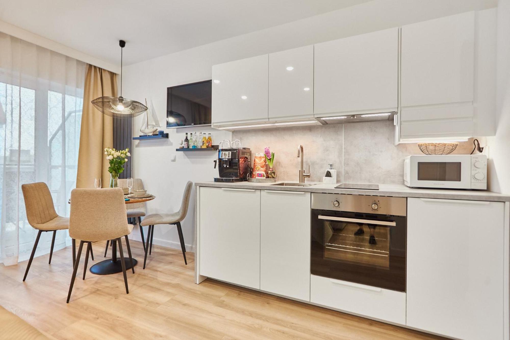 Golden Hour Apartments- Plac Slowianski 26 Свіноуйсьце Екстер'єр фото