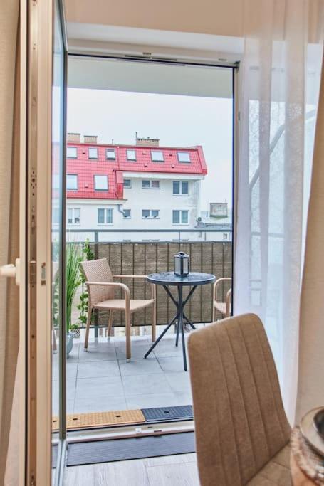 Golden Hour Apartments- Plac Slowianski 26 Свіноуйсьце Екстер'єр фото