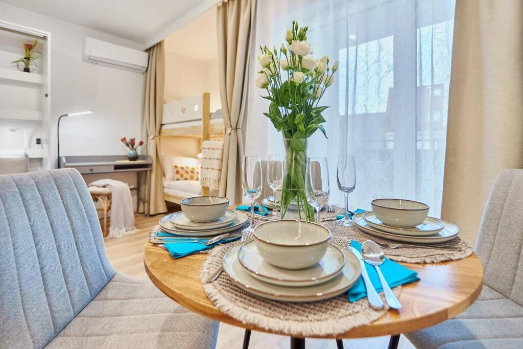 Golden Hour Apartments- Plac Slowianski 26 Свіноуйсьце Екстер'єр фото